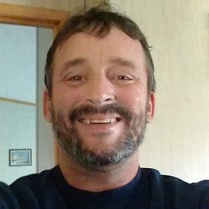 Meet your Posher, Raymond